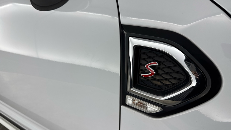 MINI Countryman 2.0 Cooper S ALL4 5dr Auto [Chili/Media Pack XL] Petrol Hatchback